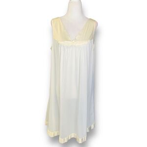 Vintage Vanity Fair Chemise Night Gown Cream Nylon Floral Trimmed Sleeveless